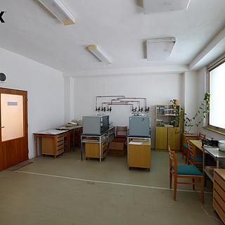 Pronájem kanceláře 92 m&sup2; Slapy