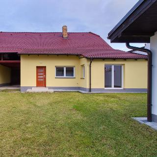 Pronájem rodinného domu 91 m² Hodonice