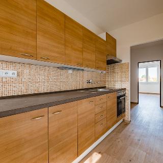 Pronájem bytu 2+1 60 m² Tábor, Petrohradská