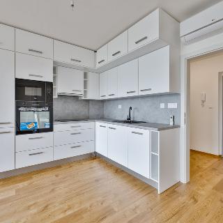 Pronájem bytu 2+kk 50 m² Sezimovo Ústí