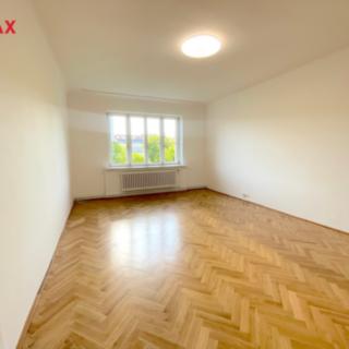 Pronájem bytu 3+1 96 m² Praha