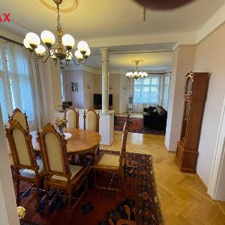 Pronájem bytu 5+1 a více 180 m² Karlovy Vary, Krále Jiřího