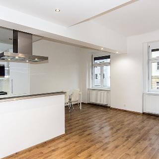 Prodej bytu 2+kk 64 m² Praha, Na Pankráci