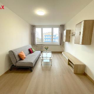 Pronájem bytu 2+kk 40 m² Praha, Novodvorská