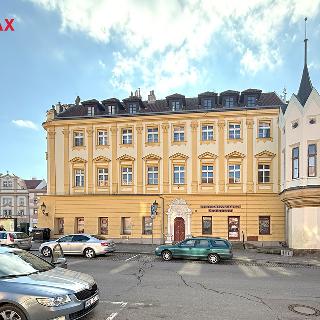 Pronájem bytu 2+kk 52 m² Chrudim, Resselovo náměstí