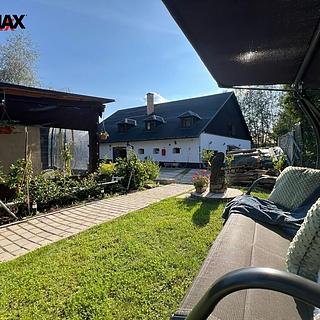 Prodej rodinného domu 392 m&sup2; Volary