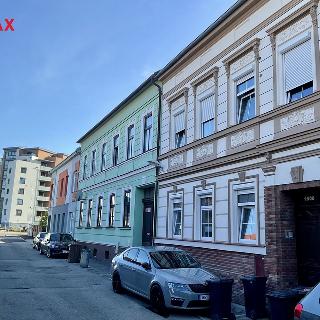 Pronájem bytu 1+kk a garsoniéry 30 m² České Budějovice, Sukova