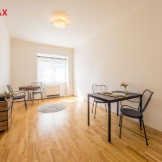 Prodej bytu 2+kk 37 m² Praha