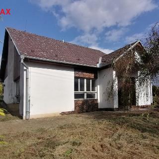 Prodej rodinného domu 138 m² Rozstání, 