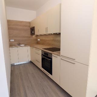 Pronájem bytu 2+kk 42 m² Chrudim, Poděbradova