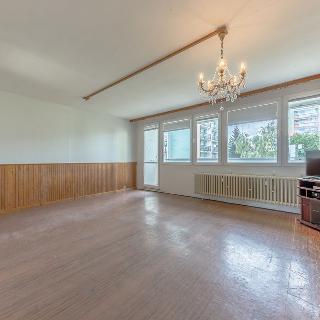 Prodej bytu 3+1 77 m² Neratovice, Na Skalkách