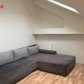 Pronájem bytu 2+1 50 m² Chomutov, 28. října