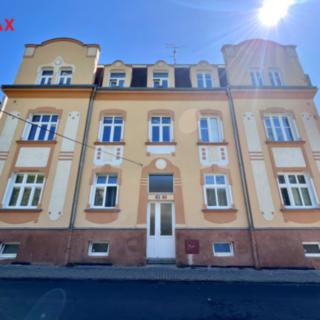 Prodej bytu 2+1 63 m² Dalovice, Pod Strání