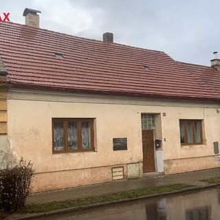 Prodej rodinného domu 95 m² Kryry, Hlavní