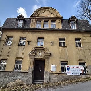 Prodej rodinného domu 300 m&sup2; Vejprty