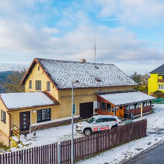 Prodej hotelu a penzionu 370 m² Hřensko