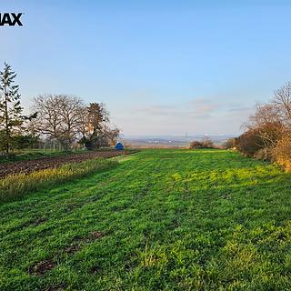 Prodej stavební parcely 2602 m&sup2; Liběšice