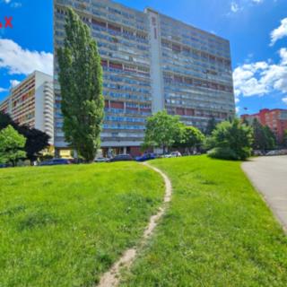 Prodej bytu 3+1 71 m² Chomutov, Březenecká