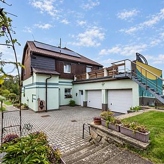 Prodej rodinného domu 290 m&sup2; Habartov