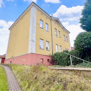 Prodej bytu 3+kk 103 m² Rakovník, S. K. Neumanna