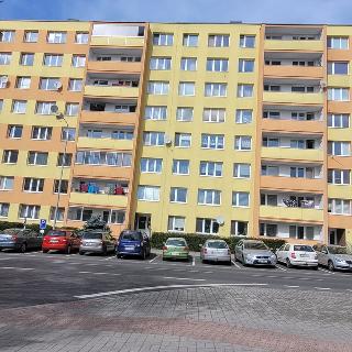 Pronájem bytu 2+kk 40 m² Louny, Husova