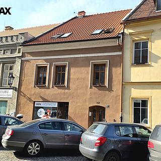 Prodej rodinného domu 300 m&sup2; Žatec