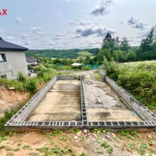 Prodej stavební parcely 1497 m&sup2; Domoušice