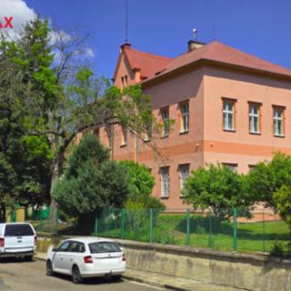 Prodej obchodu 413 m² Lišnice