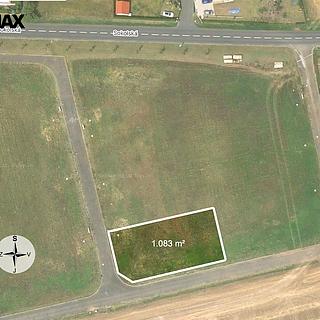 Prodej stavební parcely 1083 m&sup2; Slavětín
