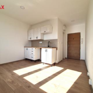 Prodej kanceláře 15 m² Louny, Náměstí Benedikta Rejta