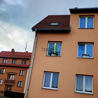 Prodej bytu 3+1 64 m&sup2; Lhenice