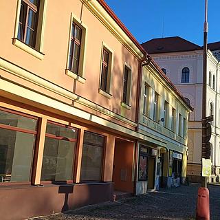 Pronájem obchodu 90 m&sup2; Netolice