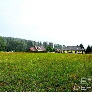 Prodej stavební parcely 3 400 m² Trhanov