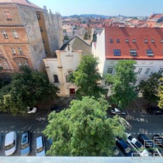 Pronájem bytu 2+kk 41 m² Praha Karlín, Vítkova