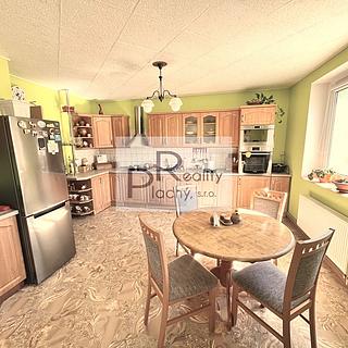 Prodej rodinného domu 215 m&sup2; Horní Dunajovice