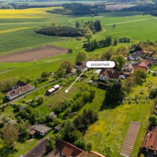 Prodej stavební parcely 751 m² Drhovle