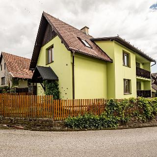 Prodej rodinného domu 227 m² Čkyně, 