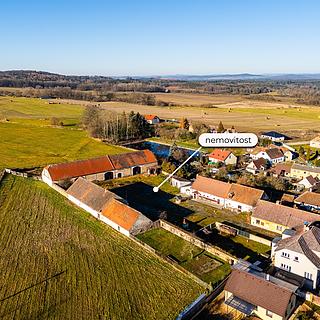 Prodej hotelu, penzionu 179 m&sup2; Vráž