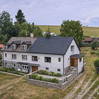Prodej rodinného domu 202 m&sup2; Malonty