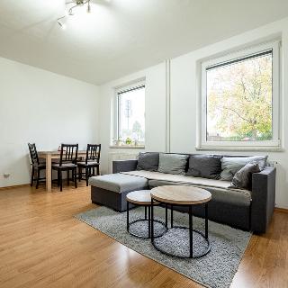 Prodej bytu 3+1 60 m² Vlachovo Březí, Sídliště