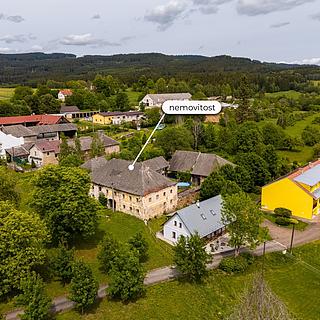 Prodej rodinného domu 500 m&sup2; Horní Planá
