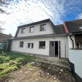 Prodej rodinného domu 215 m² Záblatí, 