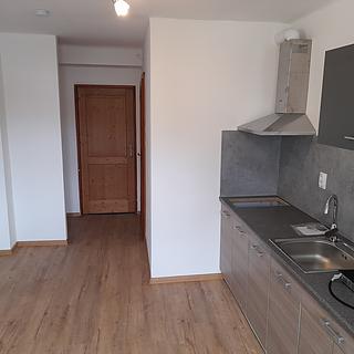 Pronájem bytu 2+kk 34 m&sup2; Husinec