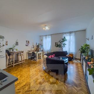 Pronájem bytu 2+kk 55 m² Praha, Bělehradská