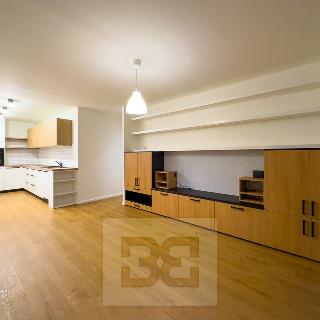 Pronájem bytu 2+kk 50 m² Praha, Letovská