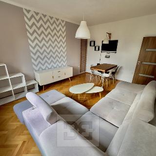 Pronájem bytu 2+1 55 m² Praha, Konšelská