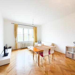 Pronájem bytu 3+kk 100 m² Praha, Moskevská