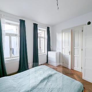 Pronájem bytu 3+kk 91 m² Praha, Na bělidle