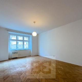 Pronájem bytu 3+1 107 m² Praha, Jankovcova