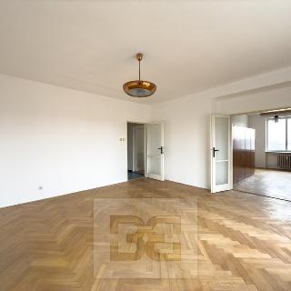 Pronájem bytu 3+1 77 m² Praha, Kozlovská